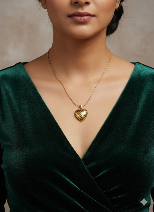 The Matelassé Heart - Textured Gold Pendant Necklace