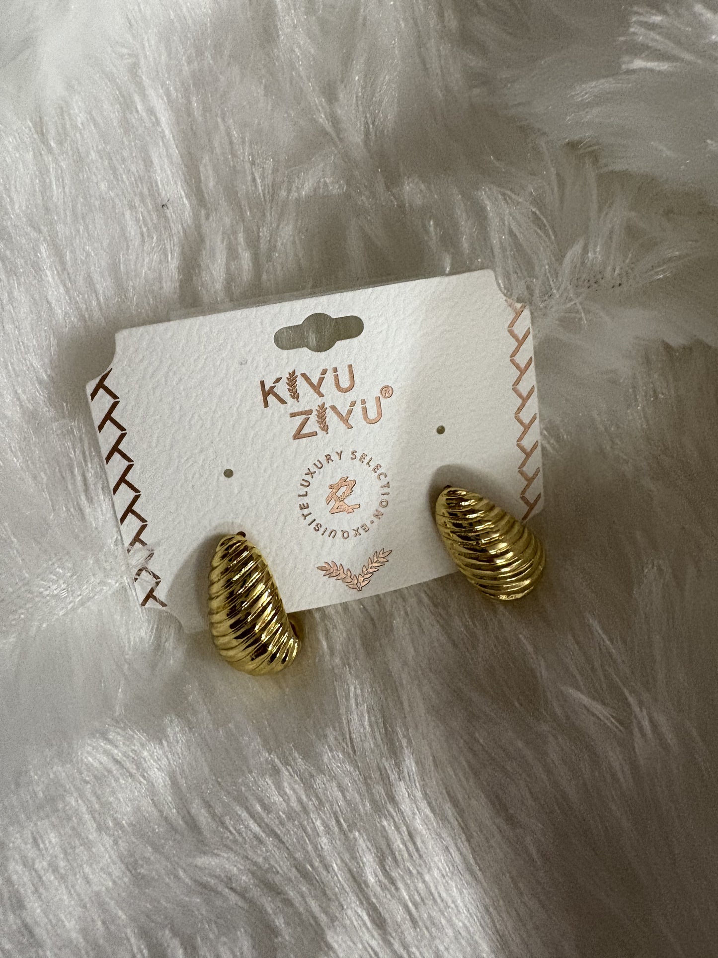 Gold Ribbed Huggie Earrings